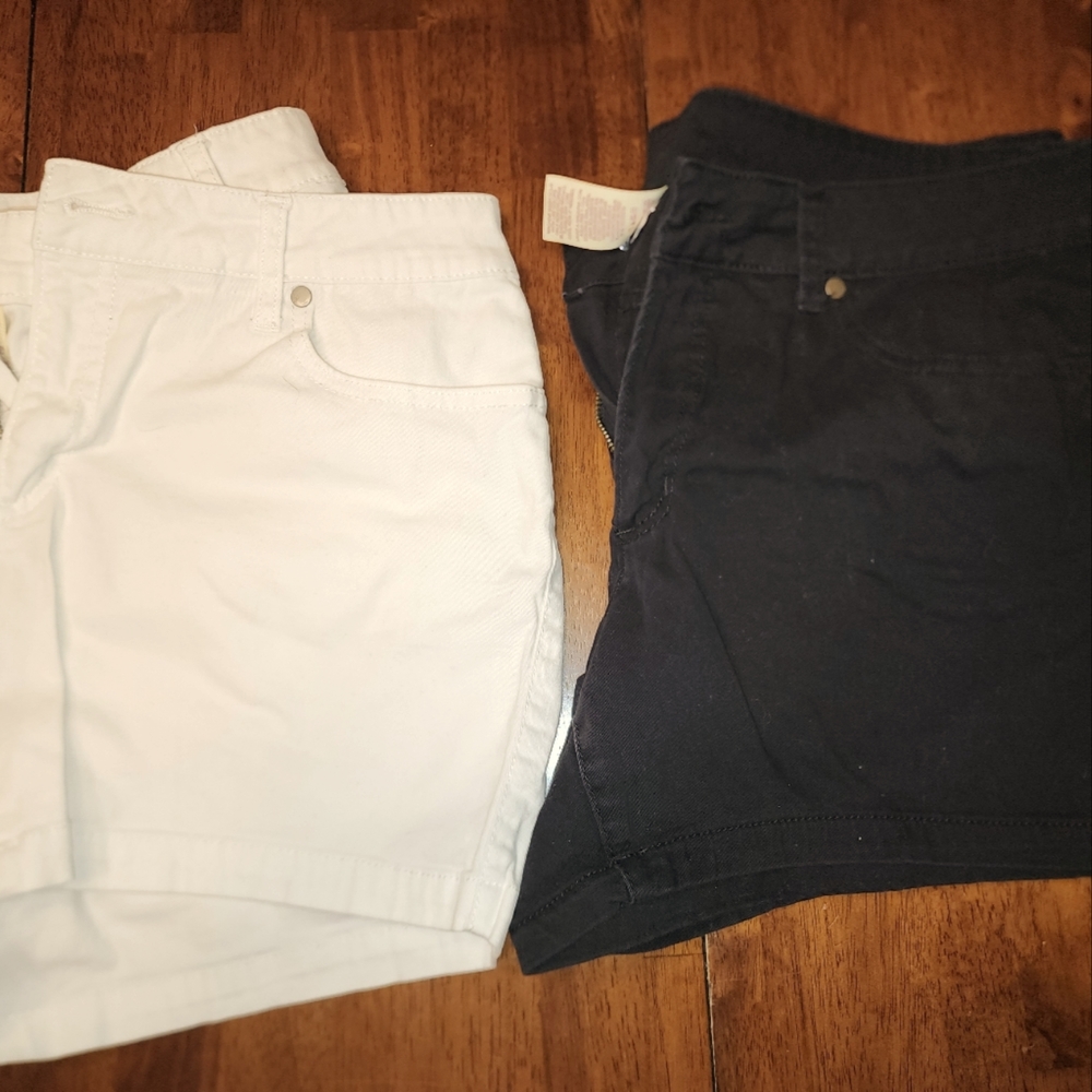 Stretch Shorts - Picture 2 of 2